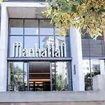 Manhattan Suite-Canal Walk Mall